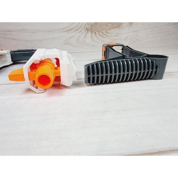 Hasbro Nerf Modulus Recon MK II Gun With 10 Round & 6 Round Clips and 38 Darts - Picture 8 of 11